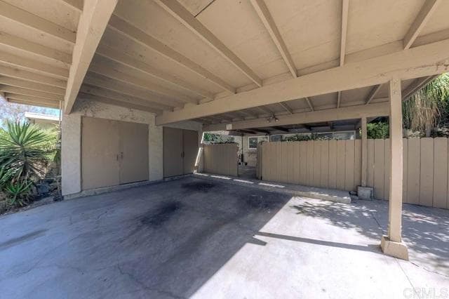 Building Photo - 10670 Esmeraldas Dr