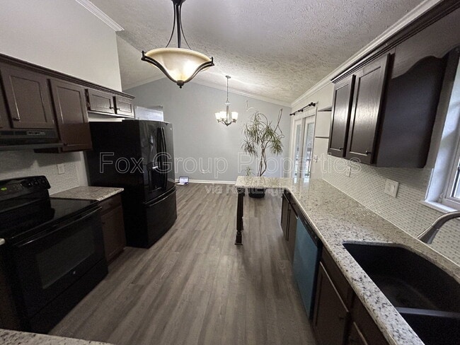 Building Photo - 158 Westscott Dr
