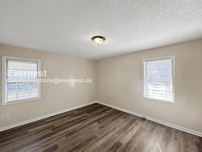 Building Photo - 4344 Bow St