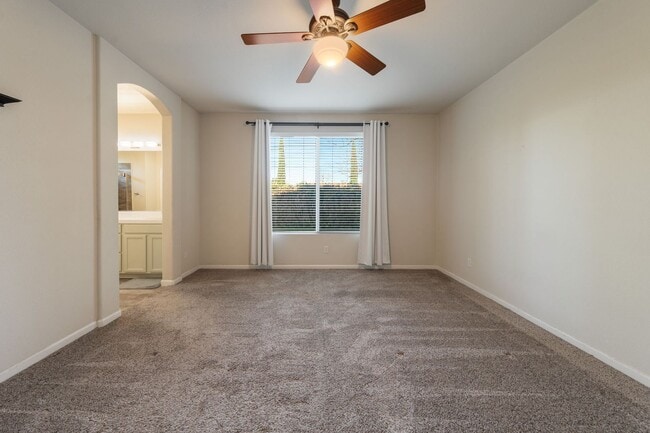 Building Photo - 2805 Tree Swallow Cir