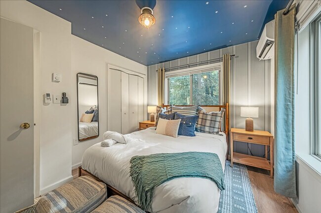 Building Photo - 109 Rising Sun Ct