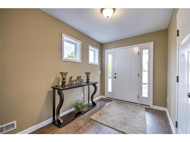 Building Photo - 9780 Jordan Ave NE