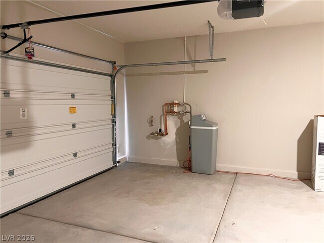 Building Photo - 3232 Lahontan St