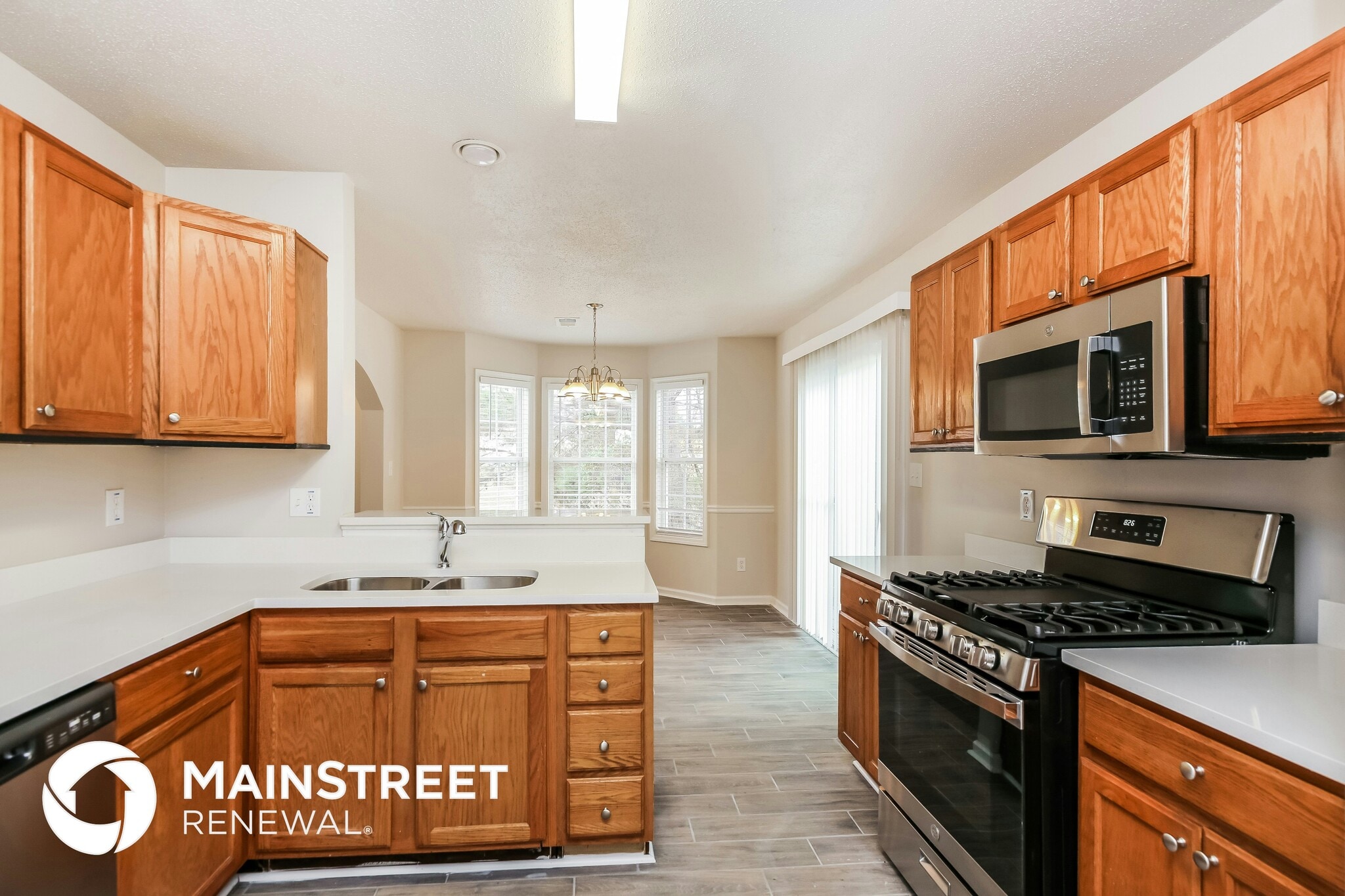 Building Photo - 1055 Abercorn Way