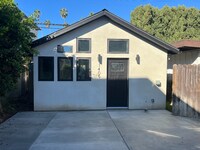 Building Photo - 1405-1405 Crenshaw Blvd