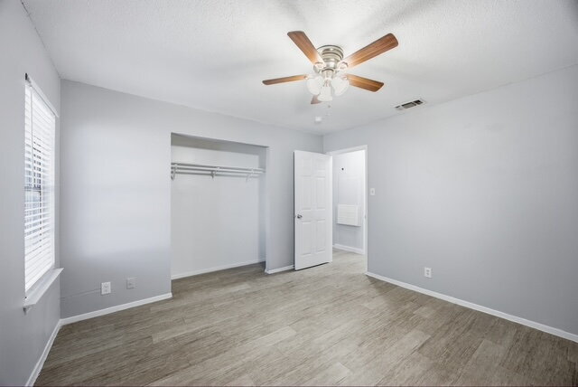 Building Photo - 430 Kendalia Ave