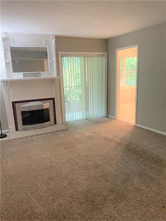 Building Photo - 1713 E Lindsey St