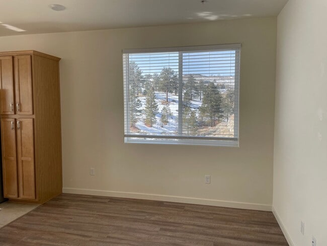 Building Photo - Rancho San Rafael Townhome