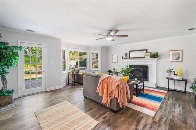 Building Photo - 745 Princeton Mill Run