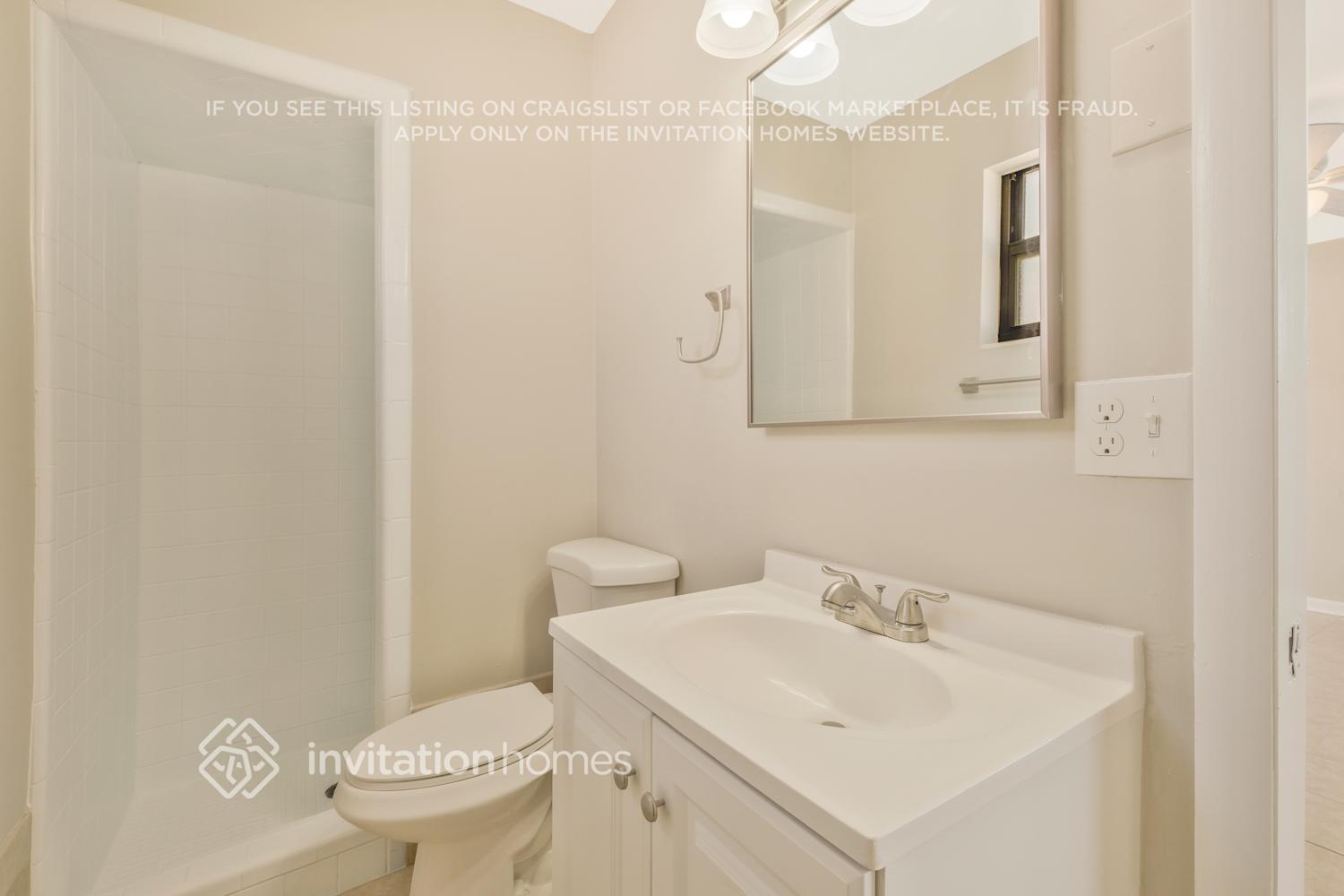 Building Photo - 6346 Commodore Dr