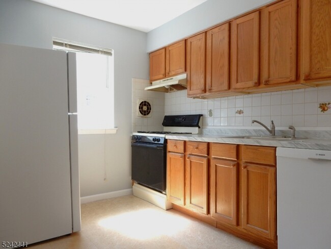 Building Photo - 2467 NJ-10