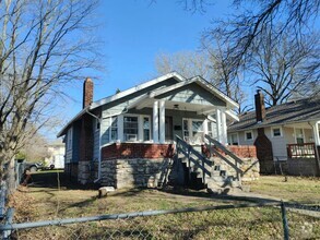 Building Photo - 5401 Highland Ave
