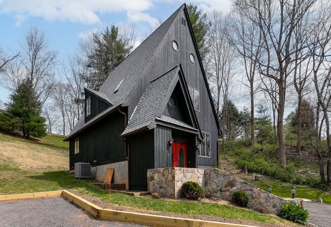 Building Photo - Sykesville, MD