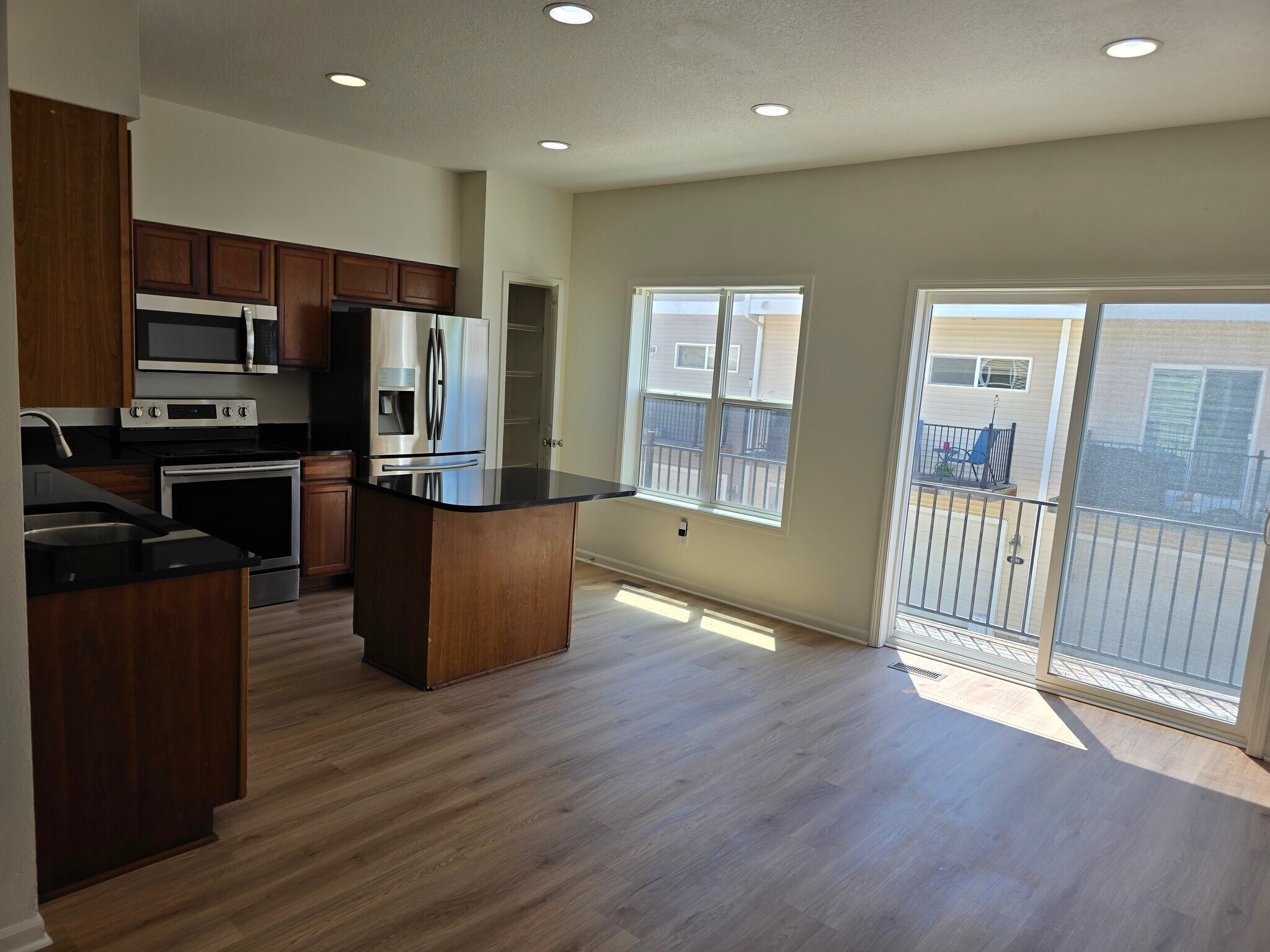 Building Photo - 6895 Jack London Dr