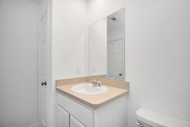 Building Photo - 32511 Orchard Haze Dr
