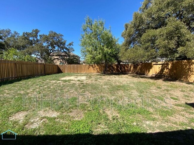 Building Photo - 7913 Cactus Plum Dr