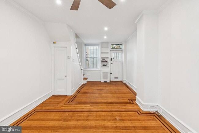 Building Photo - 1830 Manning St