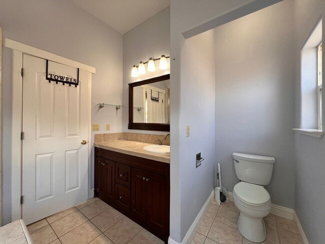 Building Photo - 3-bedroom home in Desert Lakes Golf Community