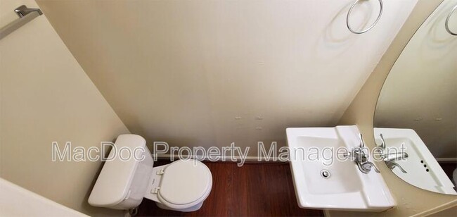 Building Photo - 619 Anvil Rd