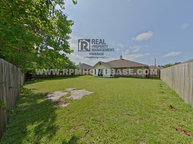 Building Photo - 5103 Terra Lake Cir