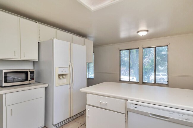 Building Photo - 3911 S 4485 W