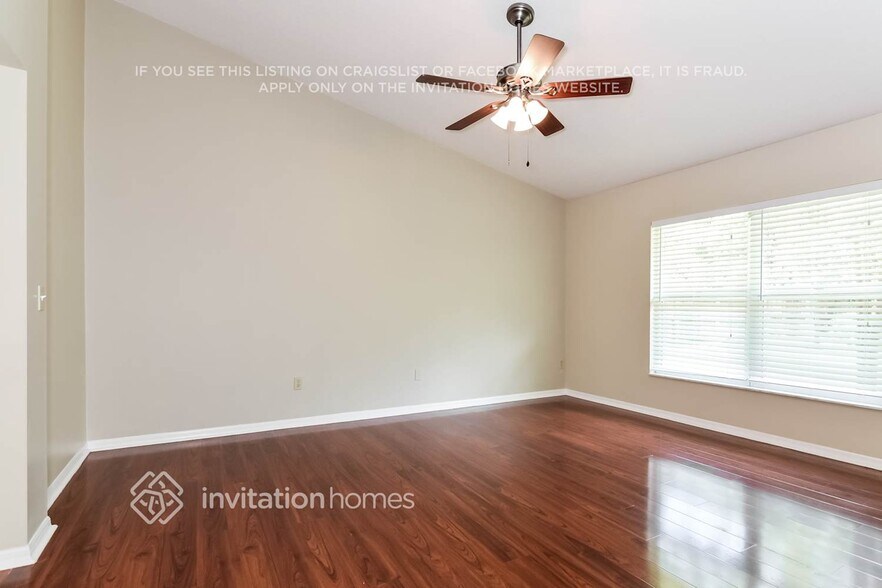 Building Photo - 3819 Harrogate Dr