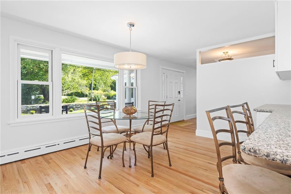 Building Photo - 331 3rd Beach Rd