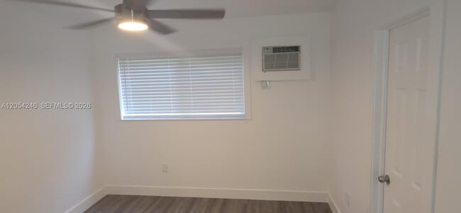 Building Photo - 7901 SW 64th Ave