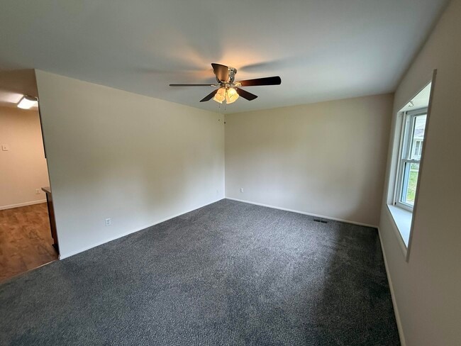 Building Photo - 3105 Blair Dr