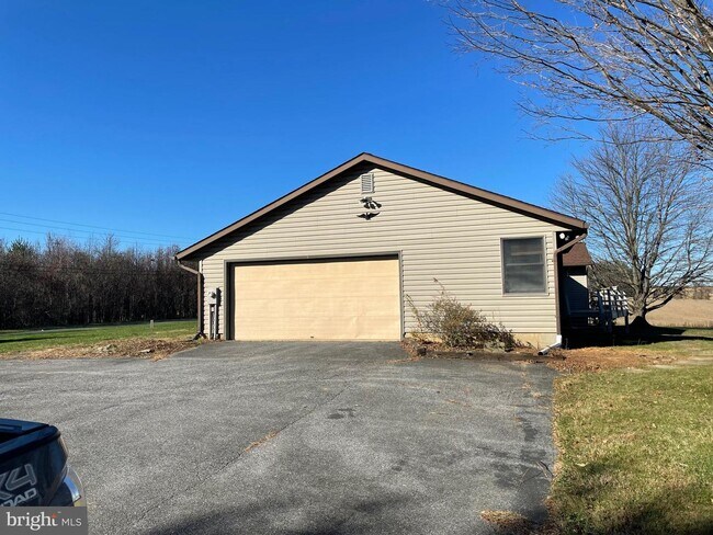 Building Photo - 5306 Trenton Mill Rd