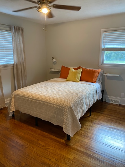 Building Photo - 2008 3rd Loop Rd