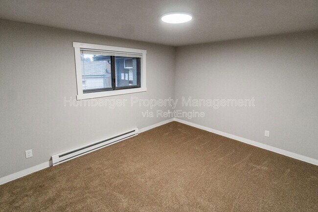 Building Photo - 508 E Rich Ave