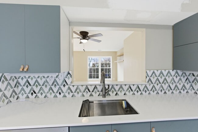 Building Photo - Lovely 3 BR/1.5 BA Townhome in Bowie!