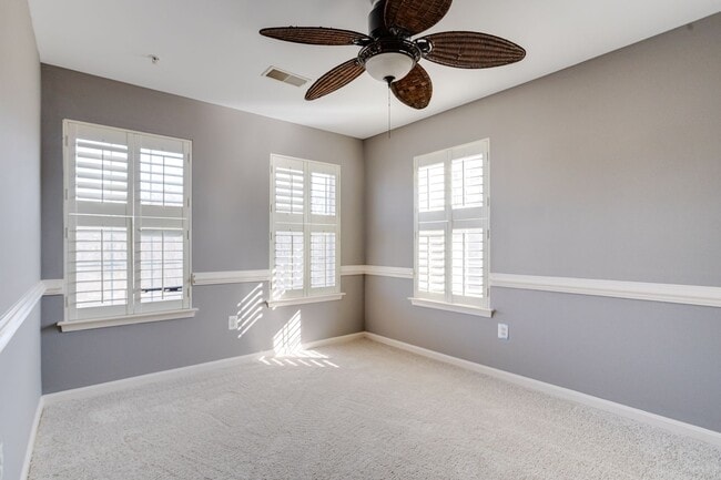 Building Photo - 1730 Bluffs Island Ct