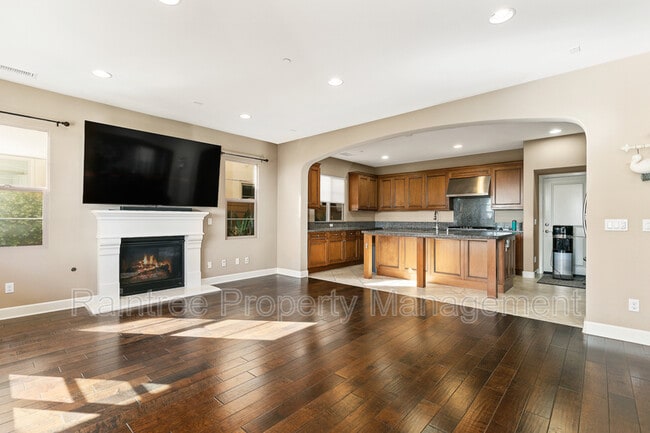 Building Photo - 1513 White Sage Way