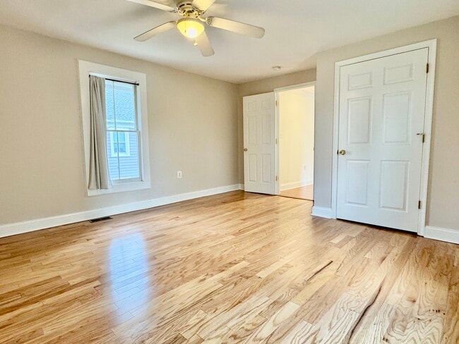 Building Photo - 625 Goldsborough St