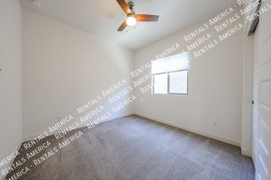 Building Photo - 12557 W Citrus Wy