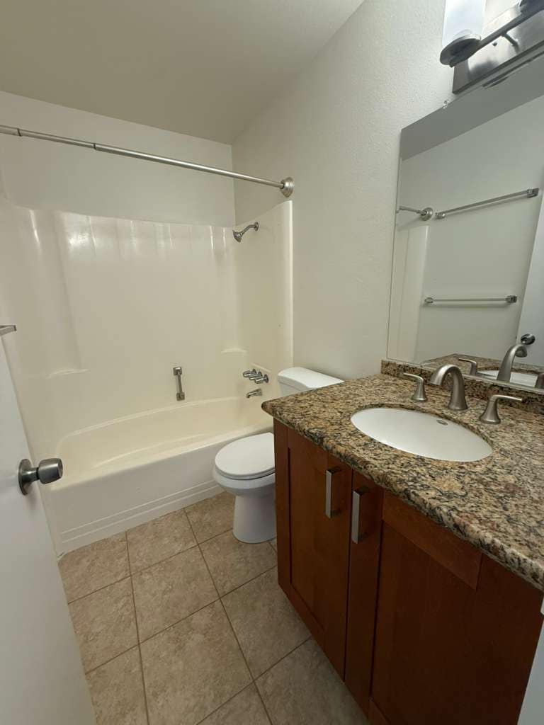 Building Photo - 6554 Bell Bluff Ave