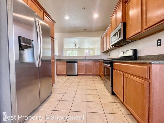 Building Photo - 3 br, 2 bath House - 117 Silver Bell Way