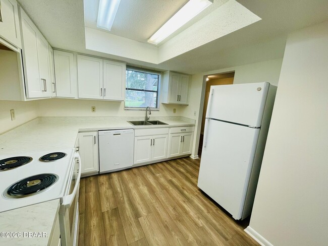 Building Photo - 112 Tomoka Meadows Blvd