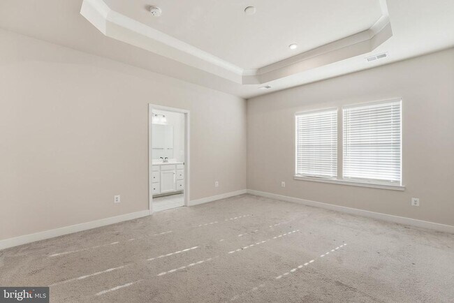 Building Photo - 42538 Tiber Falls Sq