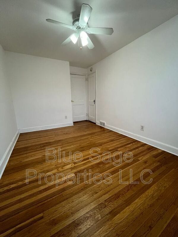 Building Photo - 229 Spruce St