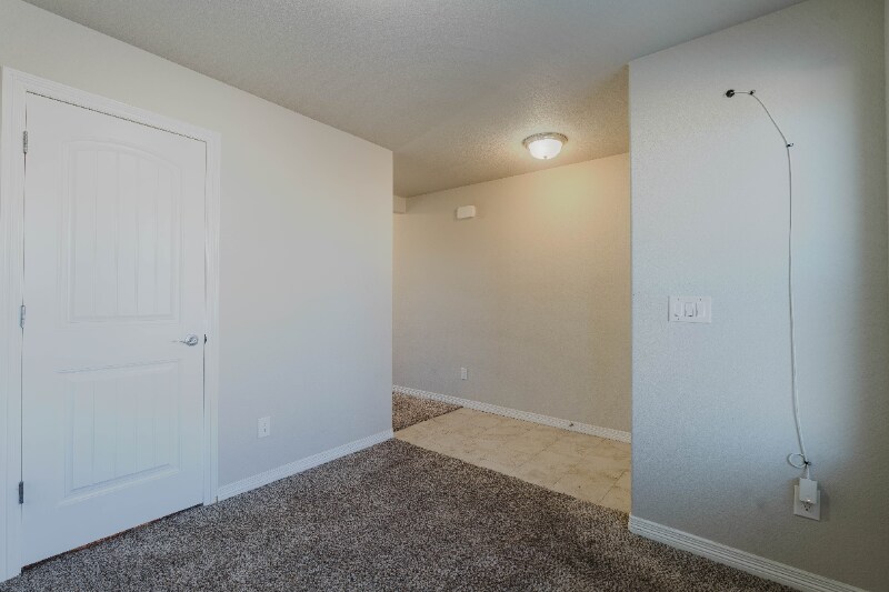 Building Photo - 10969 Rowley Dr