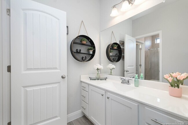 Building Photo - 446 Scenic Lullaby