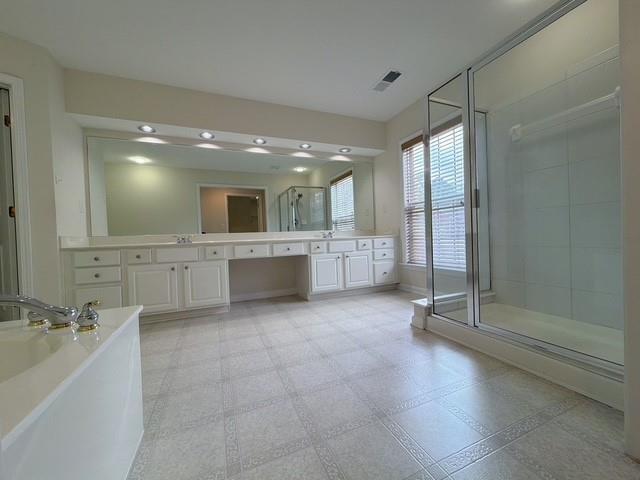 Building Photo - 1805 Montcliff Dr