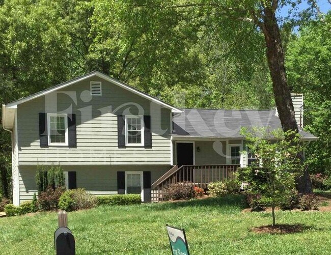 Primary Photo - 420 Freestone Dr