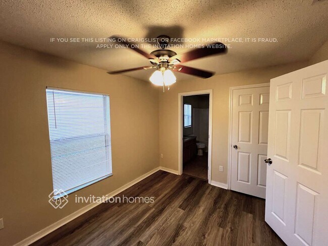 Building Photo - 1091 SW California Blvd