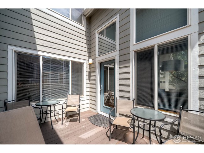 Private Deck - 3222 47th St