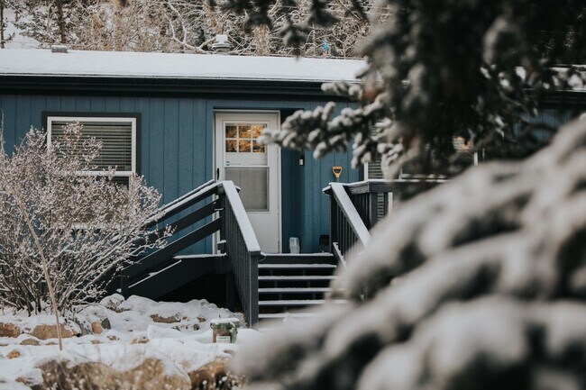 Building Photo - Clear Creek Escape: Private Half-Acre Moun...