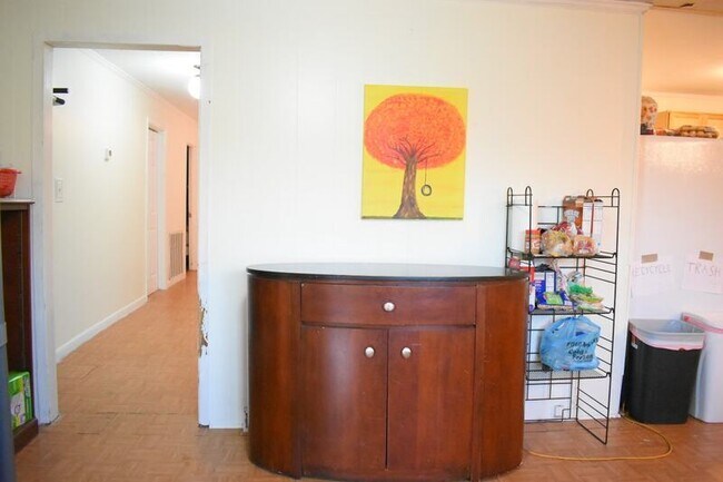 Building Photo - 49 Fenix Dr SW